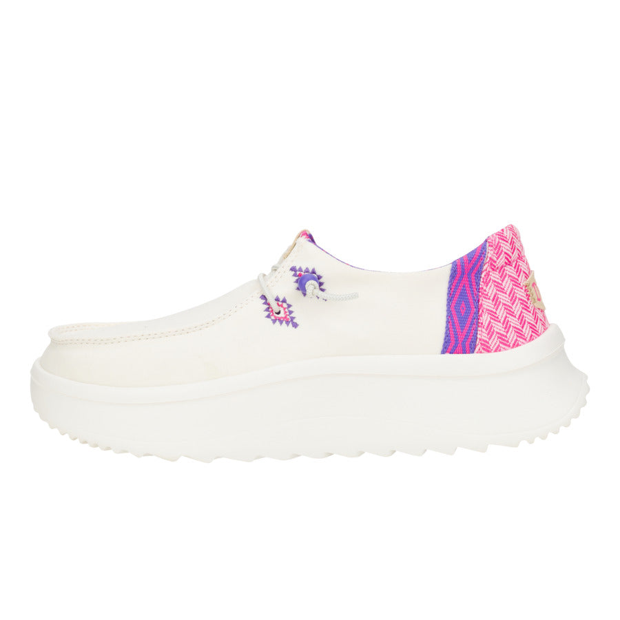 Wendy Peak Chambray Woven - White/Pink